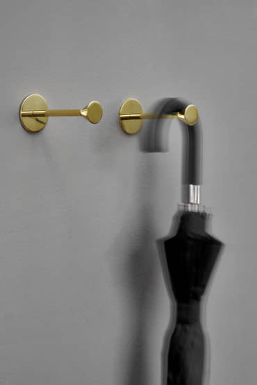 Troncocono hangers are available in two sizes and two finishes | Indoors home page | Indoors